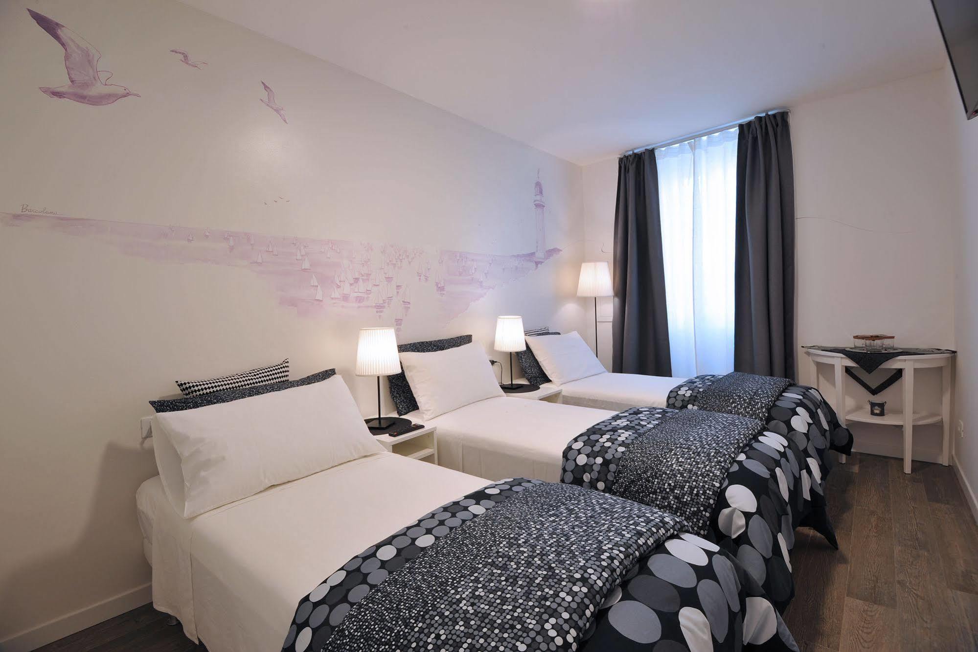 Residenza Corso Saba 호텔 트리에스테 외부 사진